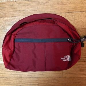 The North Face Maroon Outdoor Hiking Gorpcore Preppy Activewear Travel Belt Bag